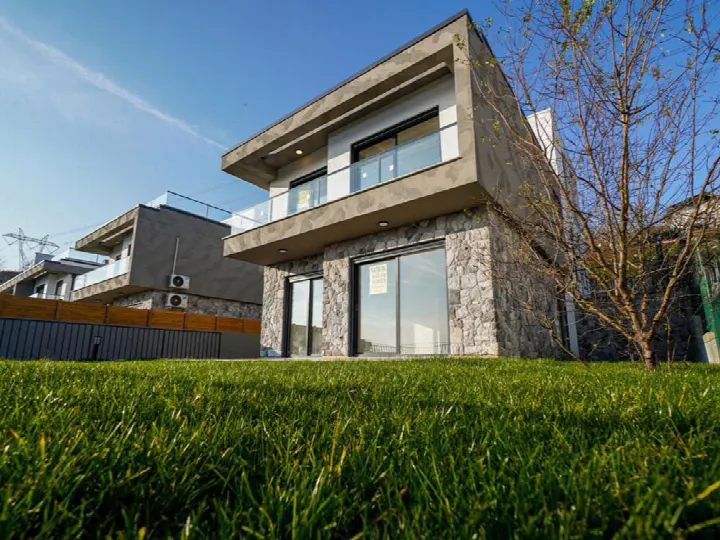 Villa kültür taşı